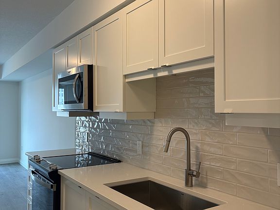 4th image of 93 Arthur St S #510