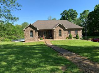 7702 Caledonia Rd, Gracey, KY 42232
