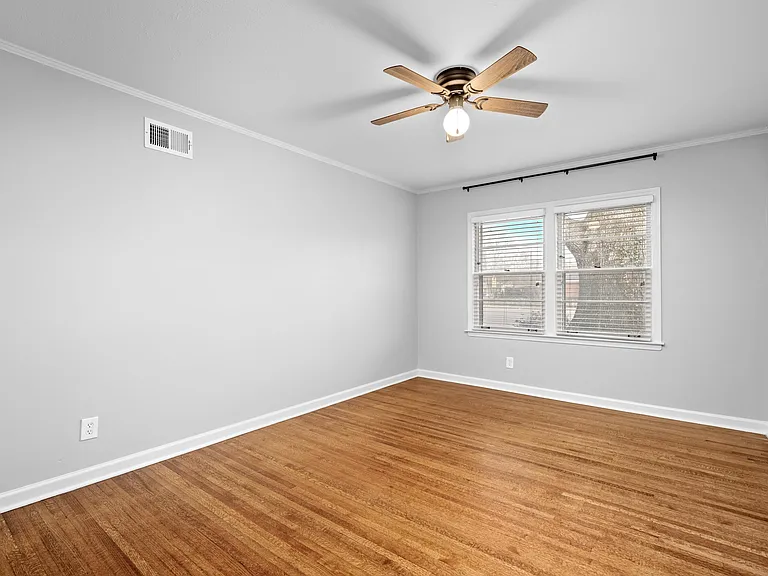 1453 Colonial Rd — Photo 18