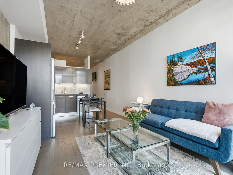 25 Stafford St #407 — Photo 34
