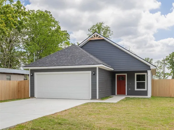 905 A W Virginia St, Navasota, TX 77868
