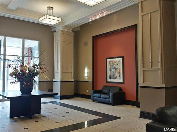 3rd image of 1501 Locust 1101