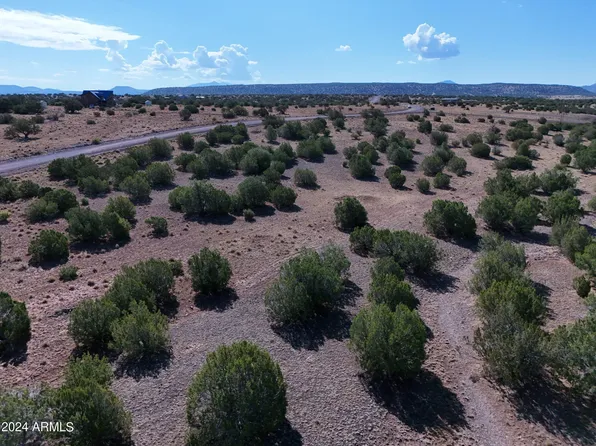 3472 WHITETAIL Loop #24, Williams, AZ 86046