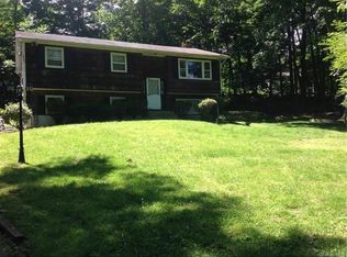 545 S Pascack Rd, Spring Valley, NY 10977