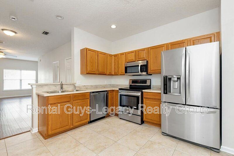 1st image of 300 Southern Branch Ln