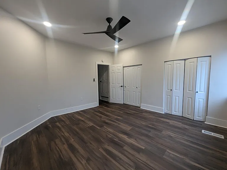 5229 Stanton Ave — Photo 5