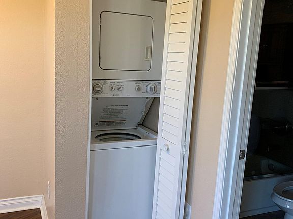 5th image of 4250 52nd St Unit 5