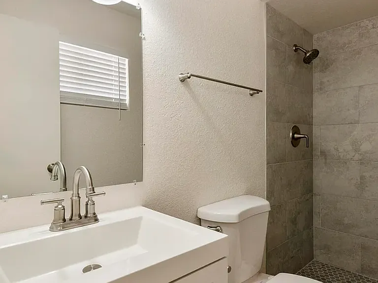 3316 E Helena Dr — Photo 14