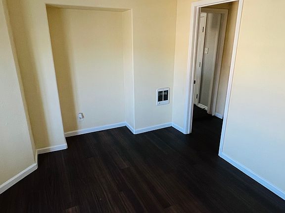 3rd image of 2696 Havenscourt Blvd #4
