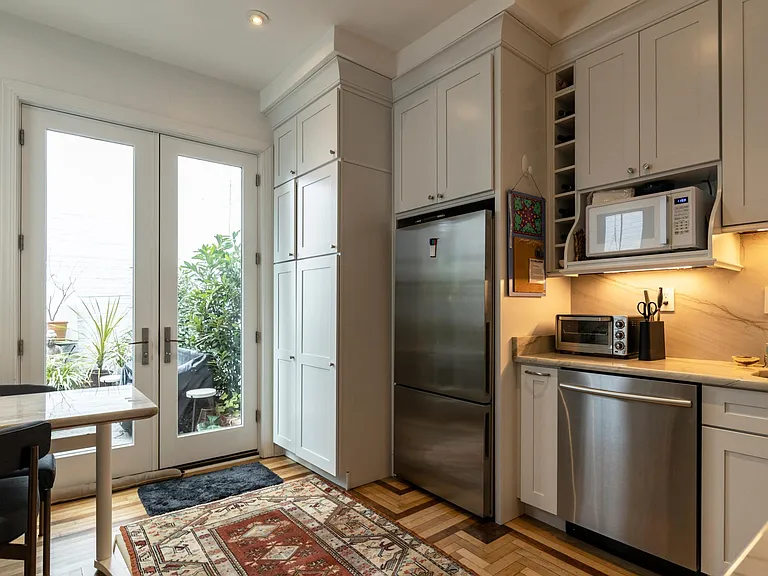 1414 29th St NW — Photo 10