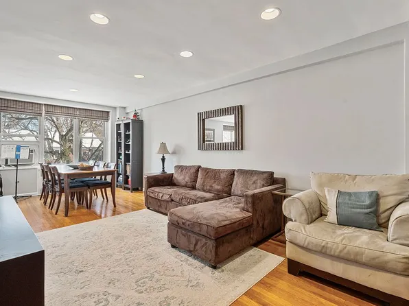 209-25 18th Ave #2A, Bayside, NY 11360