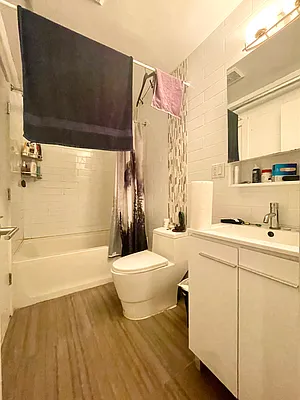 Rented by Bohemia Realty Group | media 21