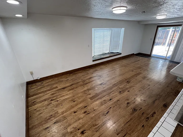 6910 S Village Green Rd — Photo 9