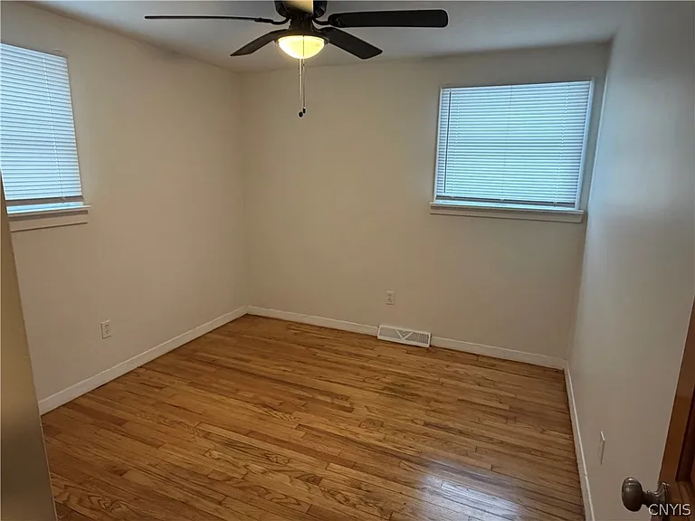 8587 Caughdenoy Rd — Photo 13