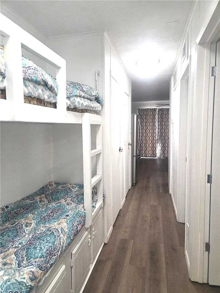 1 bed, 1.0 bath, 418 sqft, $1,400 — Photo 3