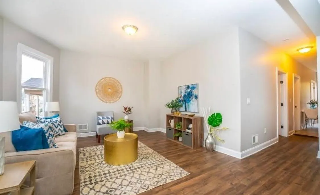 2 bed, $2,350 — Photo 2