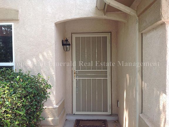 4th image of 8015 Sierra Altos Pl NW