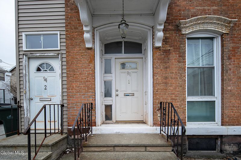 2nd image of 94 Howard Street