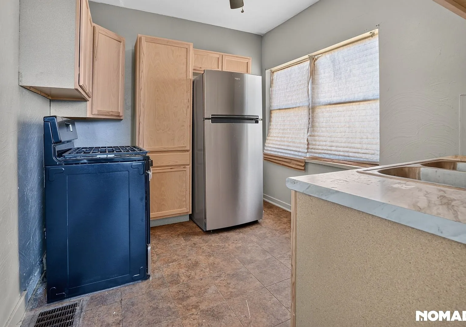 Charming 2BR Duplex in Pittsburgh — Photo 2