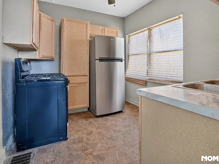 4829 Lougean Ave #1 — Photo 2