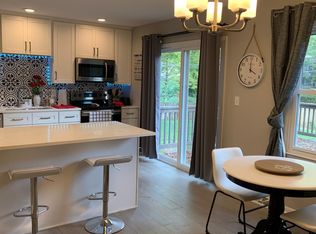 13121 Logan Ln, Lenexa, KS 66215