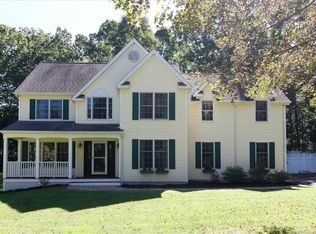 5 Pratt Ln, New Milford, CT 06776