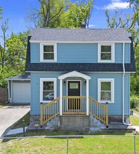 20821 Santa Clara, Detroit, MI, 48219