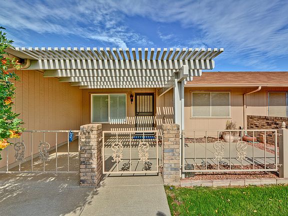 2nd image of 9614 W Shasta Dr