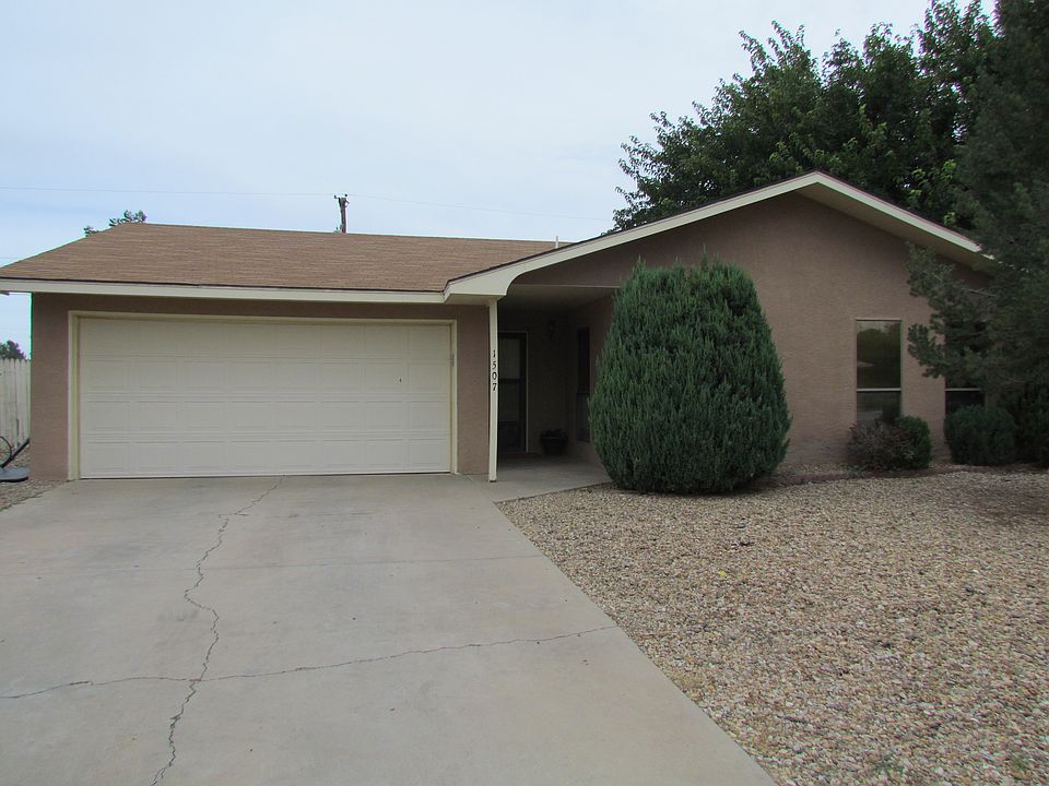 1st image of 1507 Taylor Dr