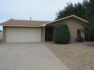 1507 Taylor Dr, Roswell, NM 88203