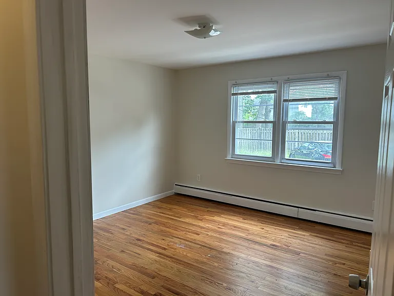 355 Plainfield Ave #2B — Photo 6