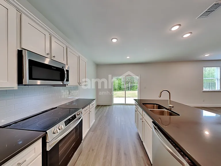 130 Sapling Way — Photo 4