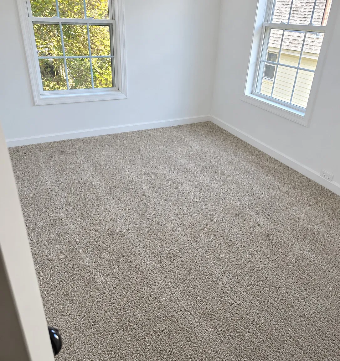 4 bed, $2,995 — Photo 2
