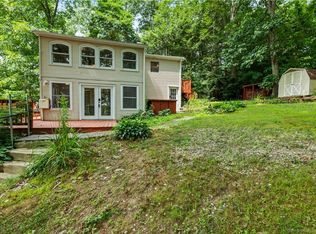 1 Cedar St, Ellington, CT 06029