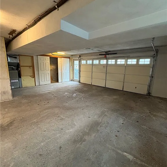 215 Locksley Rd — Photo 2