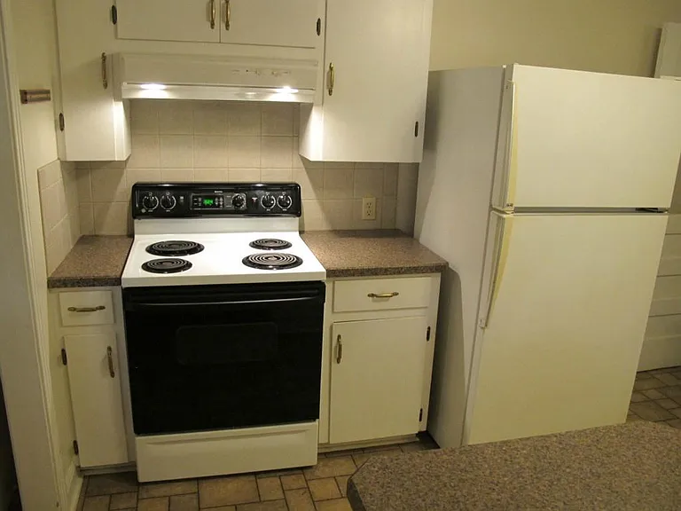 2409 Northland Dr — Photo 6