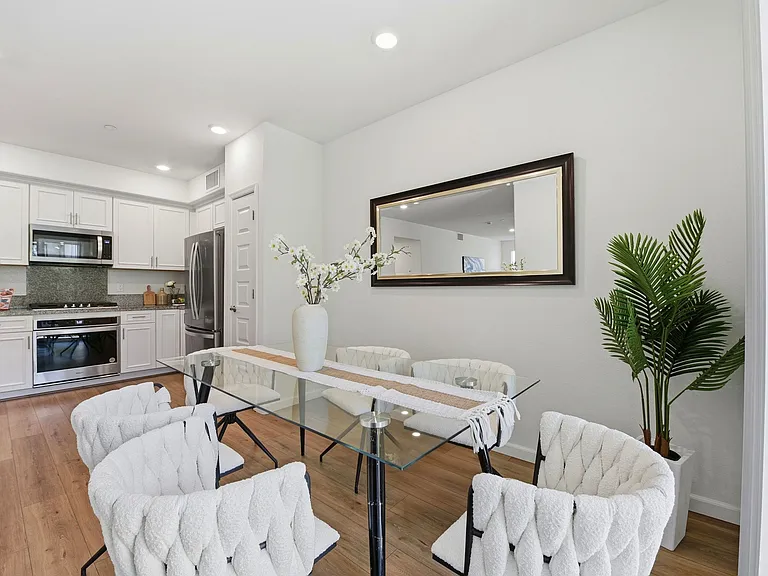 3078 Empoli Ln #5 — Photo 24