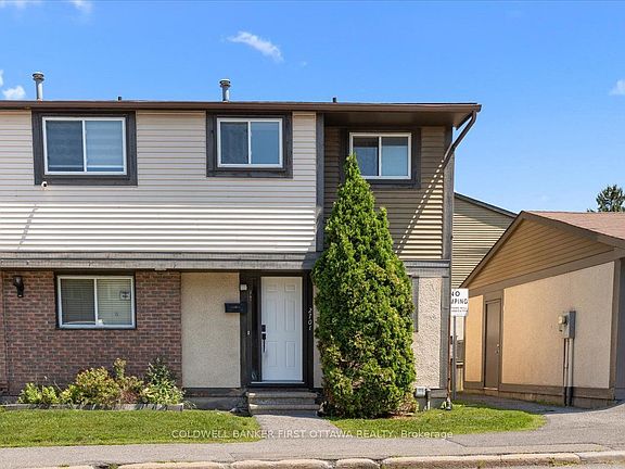 2nd image of 2701 Pimlico Cres