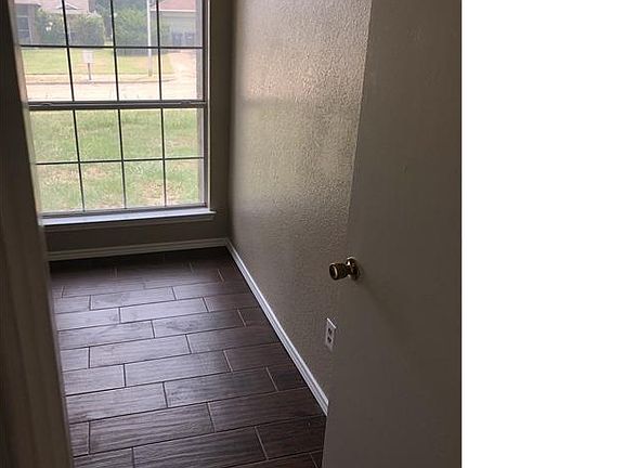 4th image of 8308 O'Hara Ln