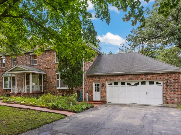 43W001 Empire Rd, St Charles, IL 60175