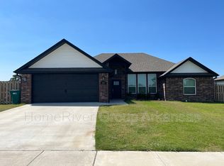 397 N Otoe St, Farmington, AR 72730
