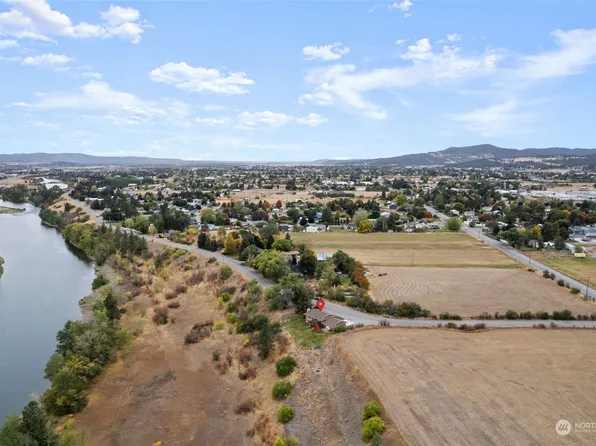 26106 E River Road, Otis Orchards, WA 99027