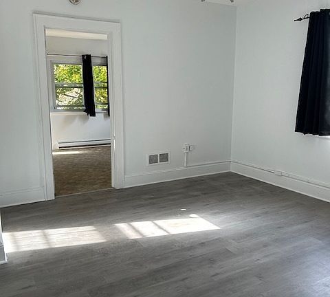 4th image of 116 Bennett St Floor 3
