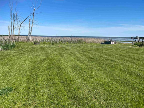 4th image of 5209 Beachwood Rd