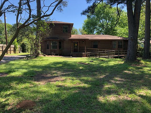 2nd image of 3241 Seminole Dr