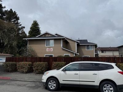 4242 Walnut Dr, Eureka, CA, 95503
