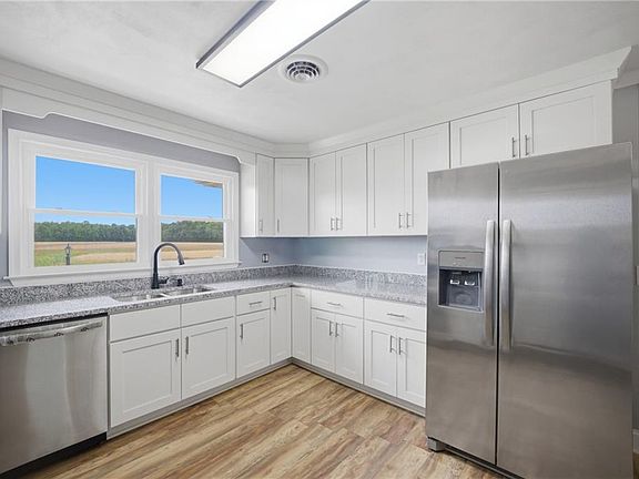 2nd image of 4733 Manning Rd