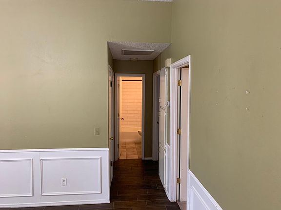 5th image of 5803 Campus Dr
