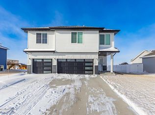 10227 Burgundy Dr, Horace, ND