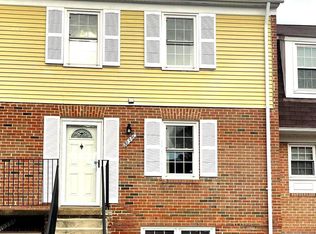 1038 Brixton Ct, Sterling, VA 20164